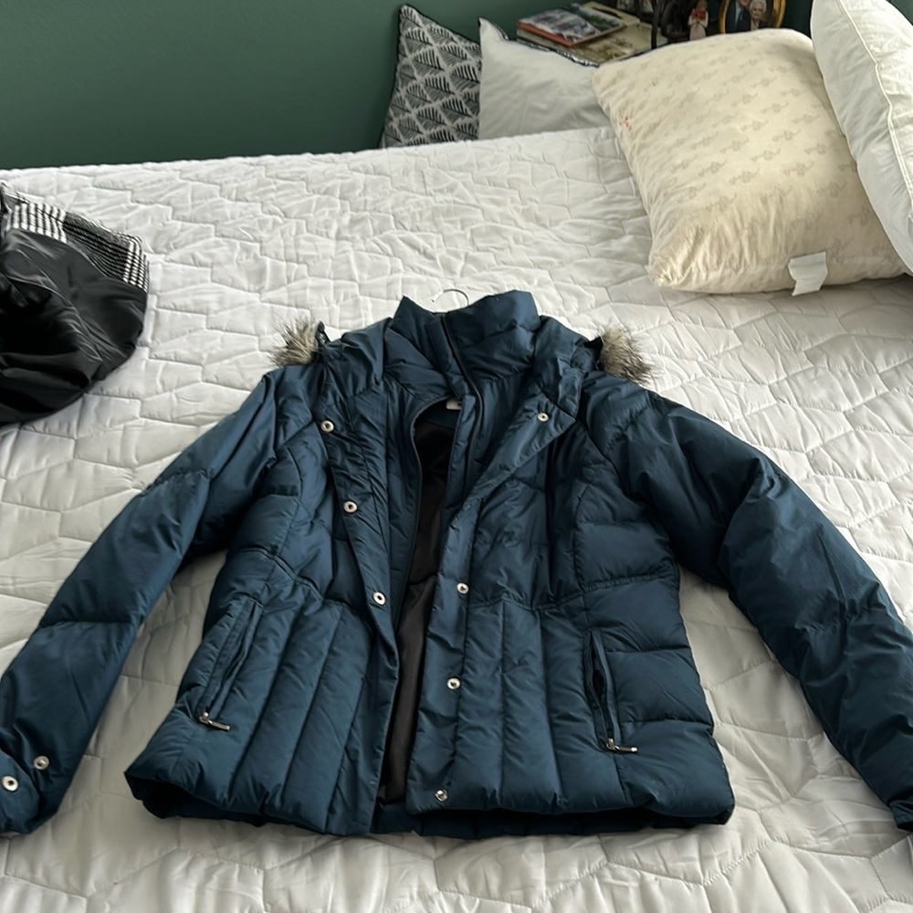 Columbia winter jacket with fur hood